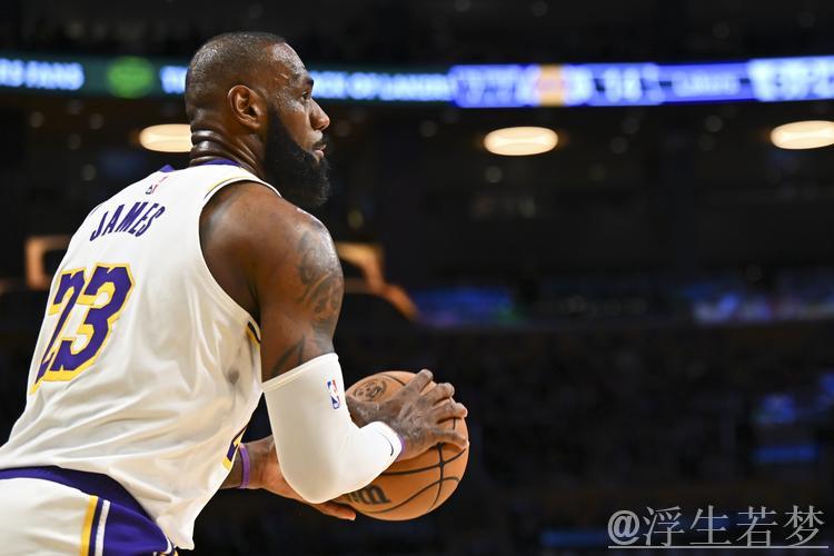 湖人主场告负森林狼 詹姆斯22+7+6无奈止步总比分1-4 湖人主场告负森林狼 詹姆斯22+7+6无奈止步总比分1-4