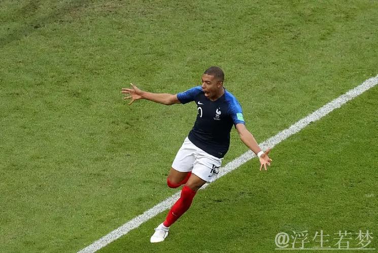 姆巴佩遗憾难掩?离队一年,大巴黎冲进欧冠决赛,昔日队友竞逐金球奖! 姆巴佩遗憾难掩?离队一年,大巴黎冲进欧冠决赛,昔日队友竞逐金球奖!